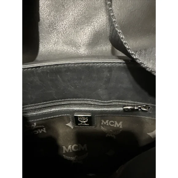 MCM Crossbody Leather Black Messenger Handbag Unisex - Picture 12 of 16